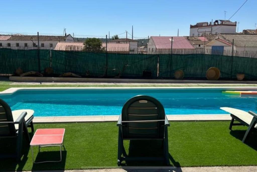 Villa Rural Con Amplia Piscina Campillo de Altobuey Exterior photo